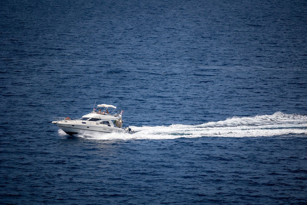 boat-8123031_1280