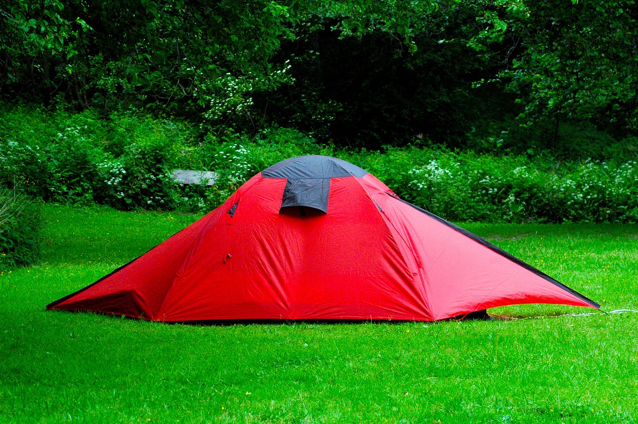 camping-2611608_1280