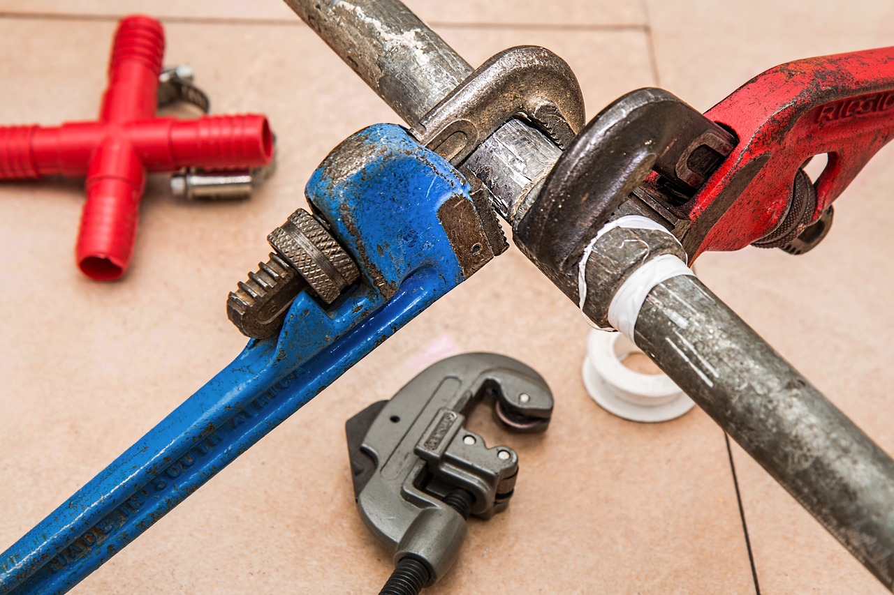 plumbing-840835_1280 (1)